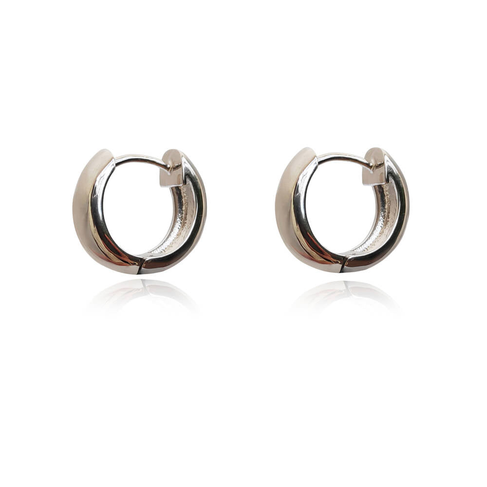 Culturesse Arjean Solid Silver Wide Hoop Earrings