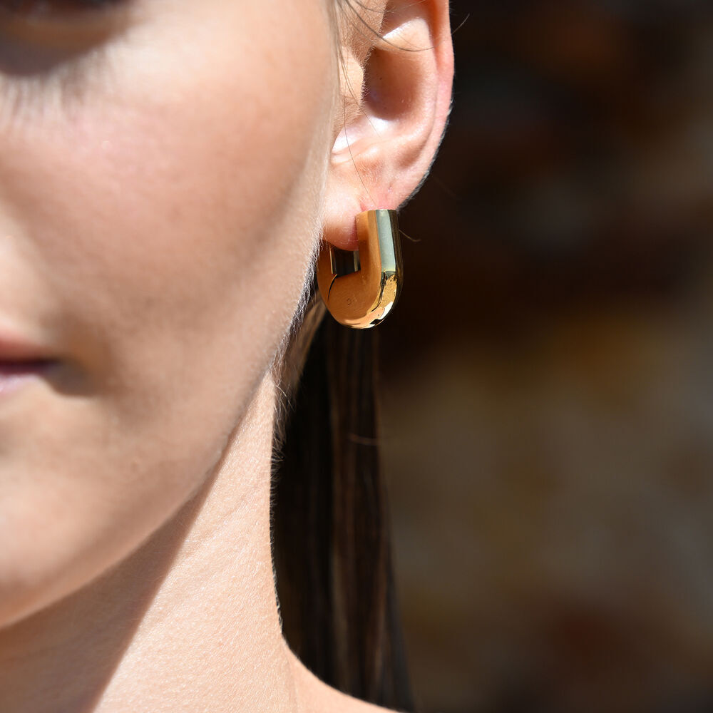 Culturesse Luma Solid U Huggie Earrings (Gold)