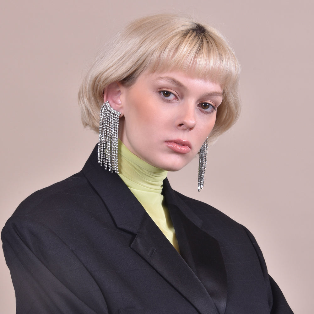 Culturesse Lais Diamante Tassel Earrings
