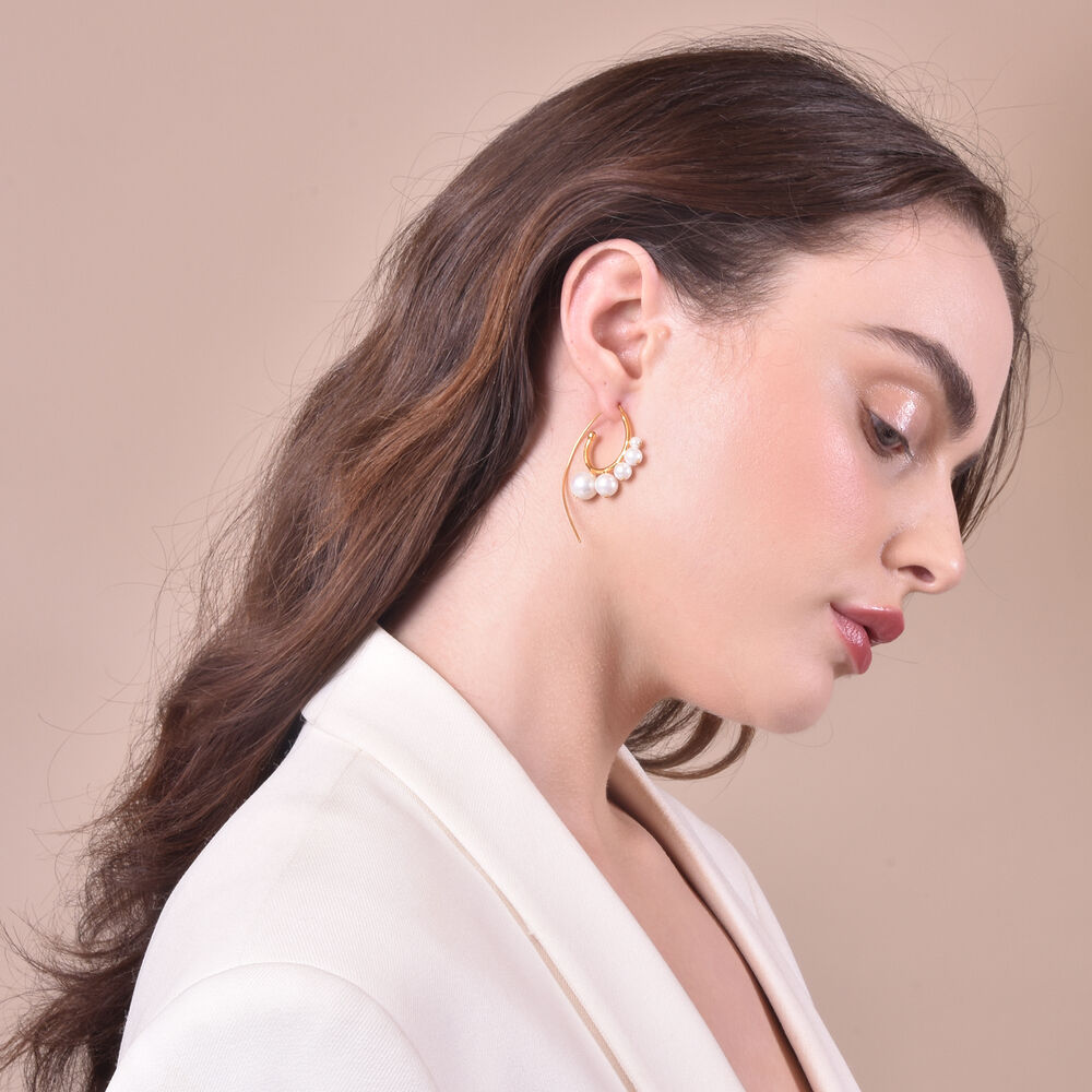 Culturesse Romane 24K Artisan Pearl Flow Earrings