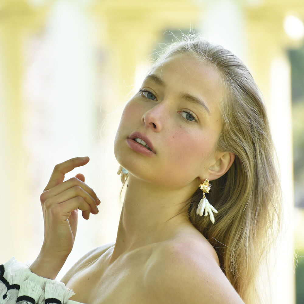 Culturesse Meredith Coral Pearl Drop Earrings
