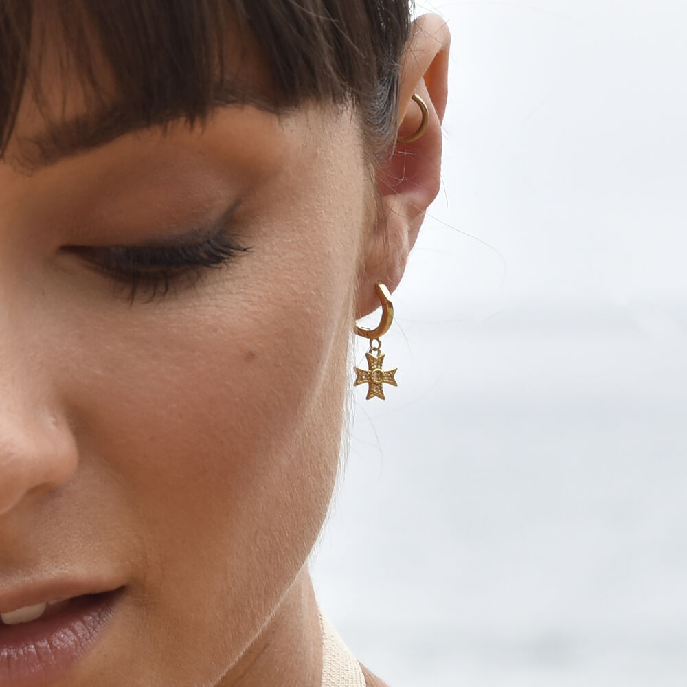 Culturesse Exie Cross Drop Earrings (Gold Vermeil)