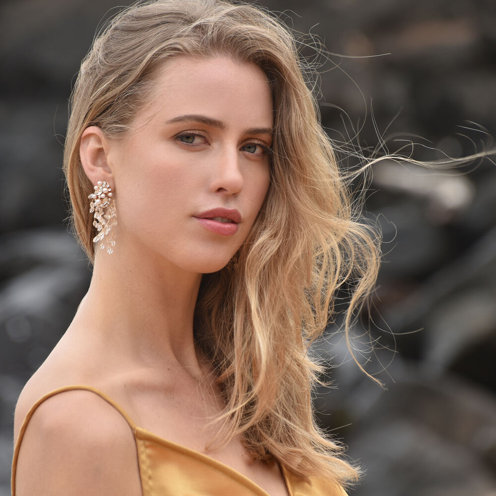 Culturesse Reaching Out Earrings