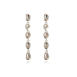 Culturesse Aka Dainty Sculptural Pebble Drop Earrings (Silver)