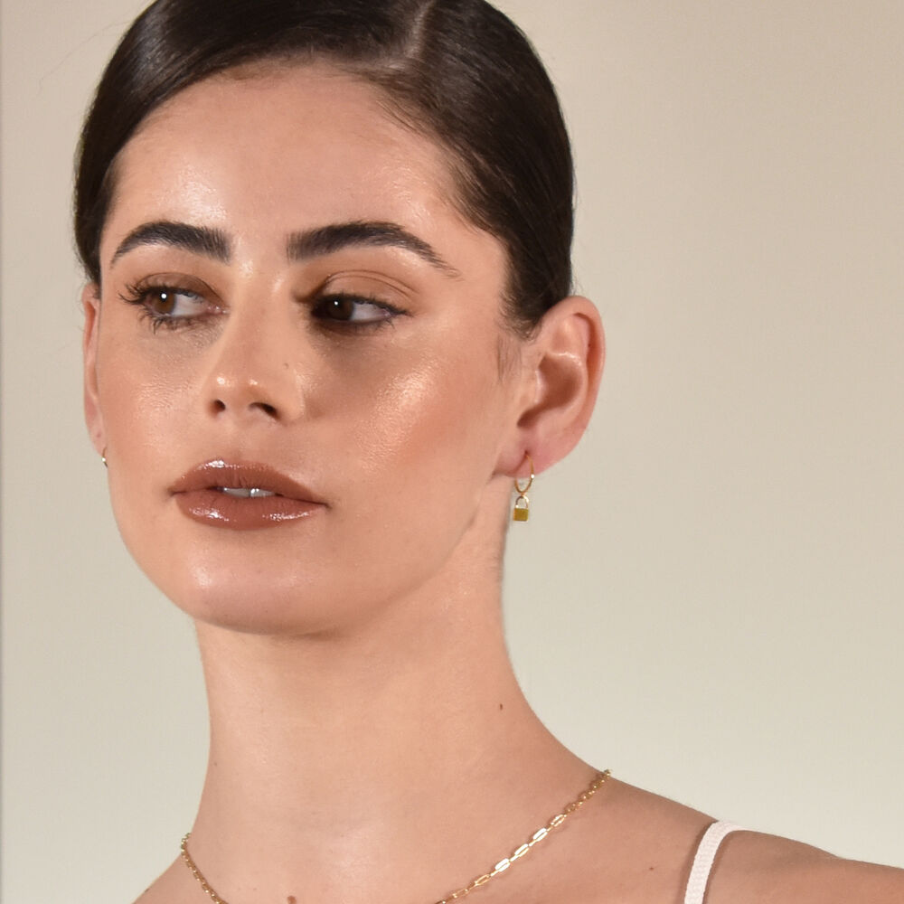 Culturesse Billie Minimalist Padlock Earrings