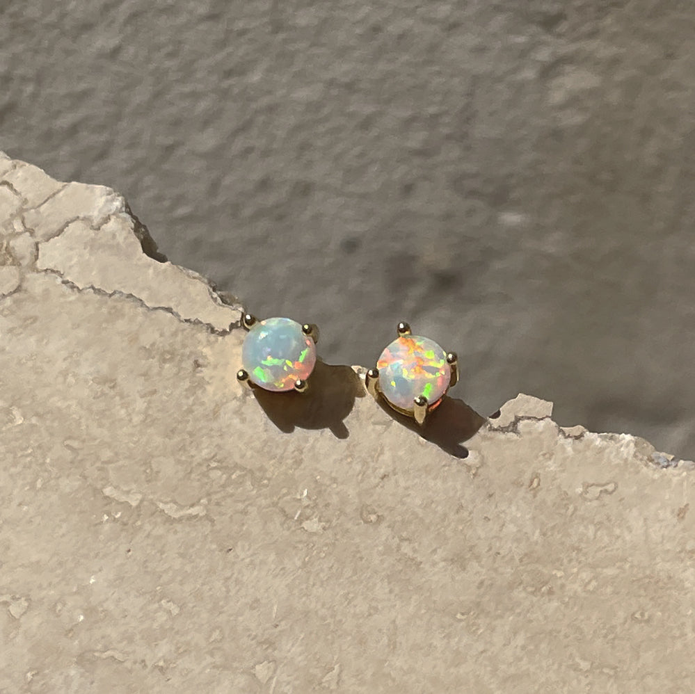 Culturesse Siria Dainty Opal Stud Earrings