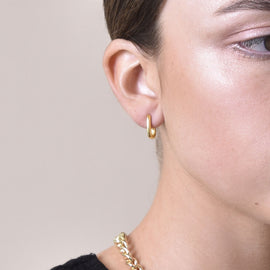 Culturesse Loki Minimalist U Huggie Earrings (Gold)