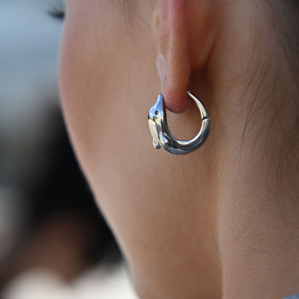 Culturesse Swarna Artisan Dolphin Hoop Earrings (Silver)