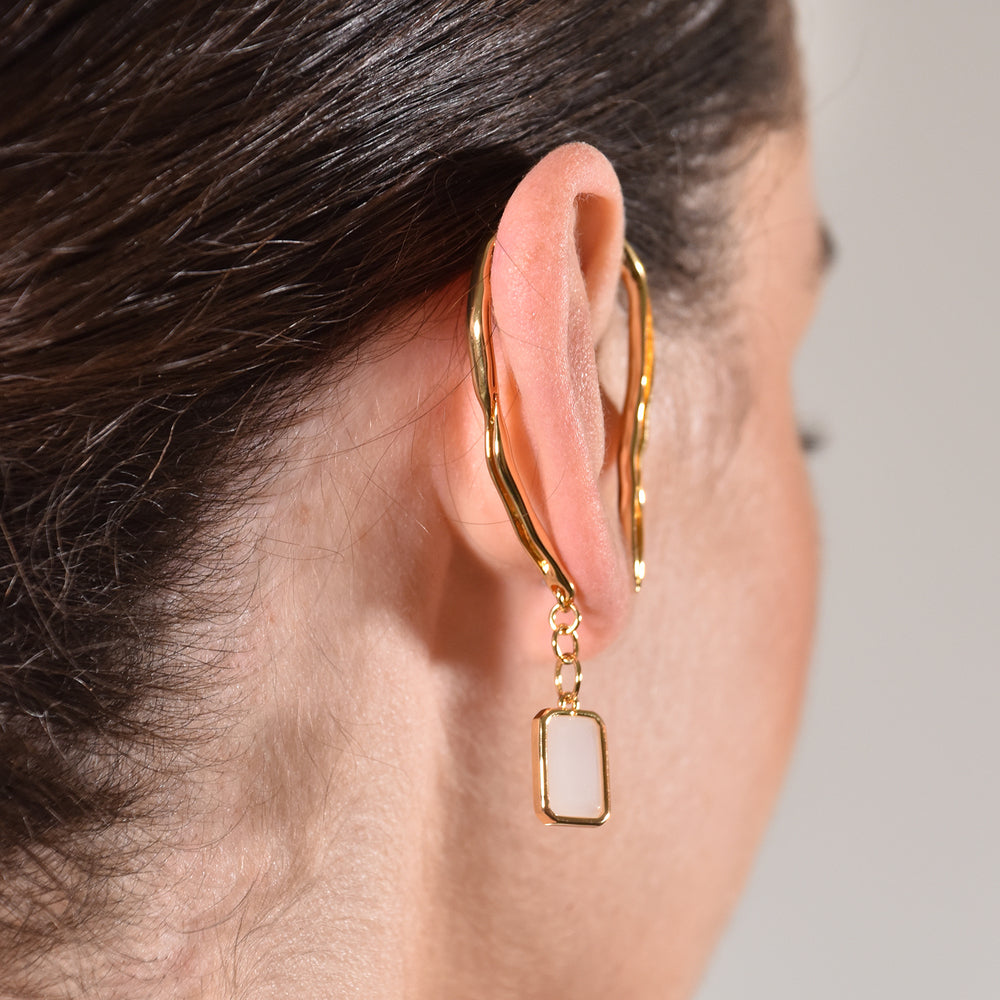 Culturesse Echo Artsy Ear Frame Earrings