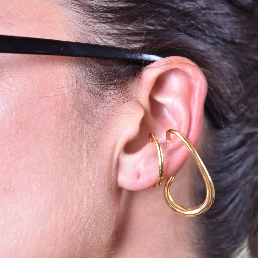 Culturesse Farren Modern Gold Loop Cuff Earrings