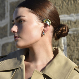 Culturesse Hanako Sculpture Ear Cuff (Gold Pair)