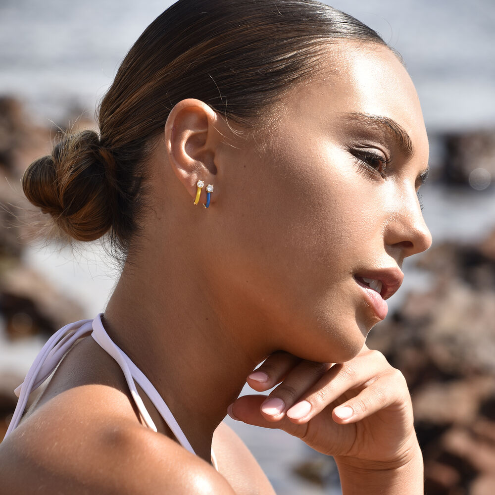 Culturesse Gabriela Diamante Enamel U Huggie Earrings (Yellow)