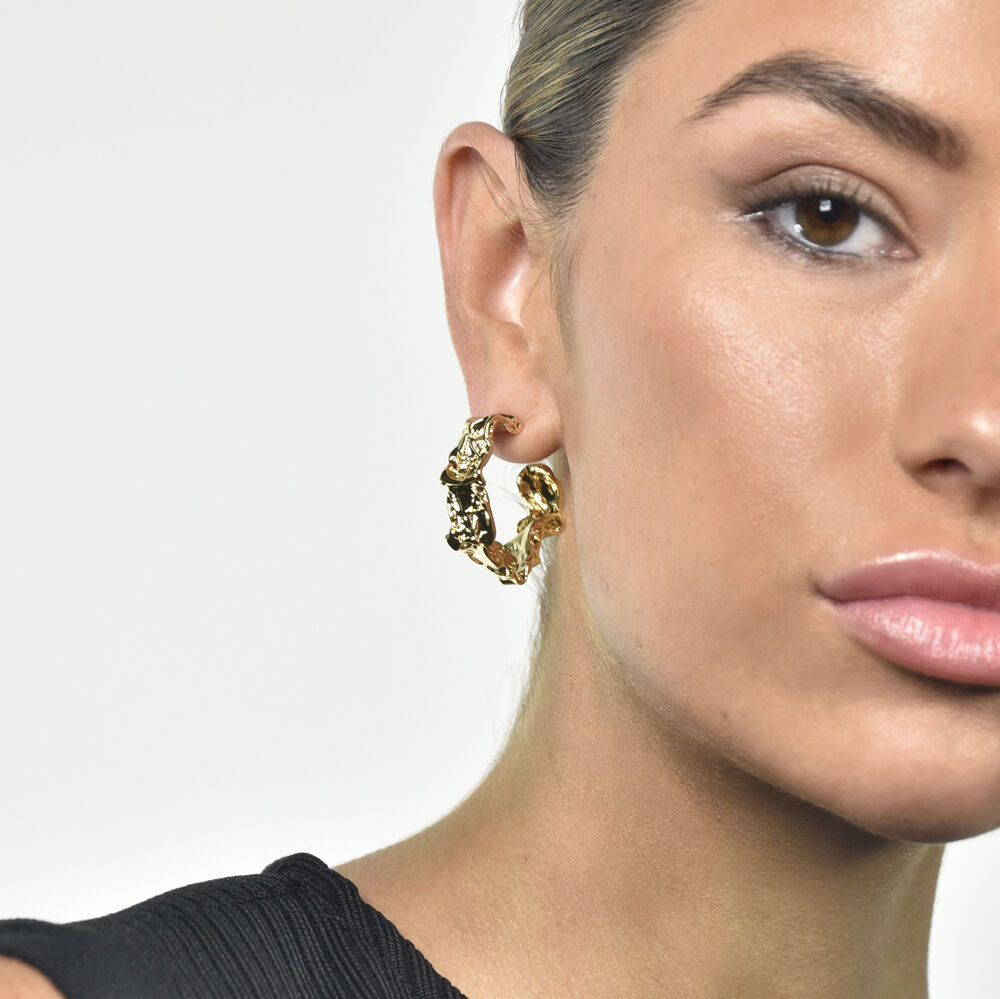 Culturesse Dejouer 24K Sculptured C Hoop Earrings