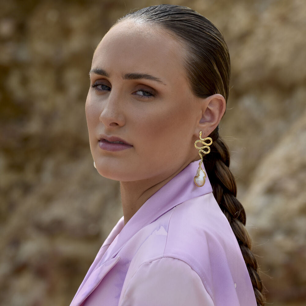 Culturesse L 'amour 24K Luxury Baroque Pearl  Drop Earrings