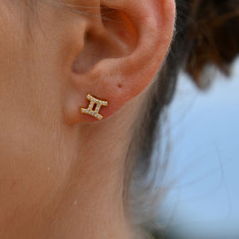 Culturesse Gemini Zodiac Zirconia Pave Stud Earrings (Gold)