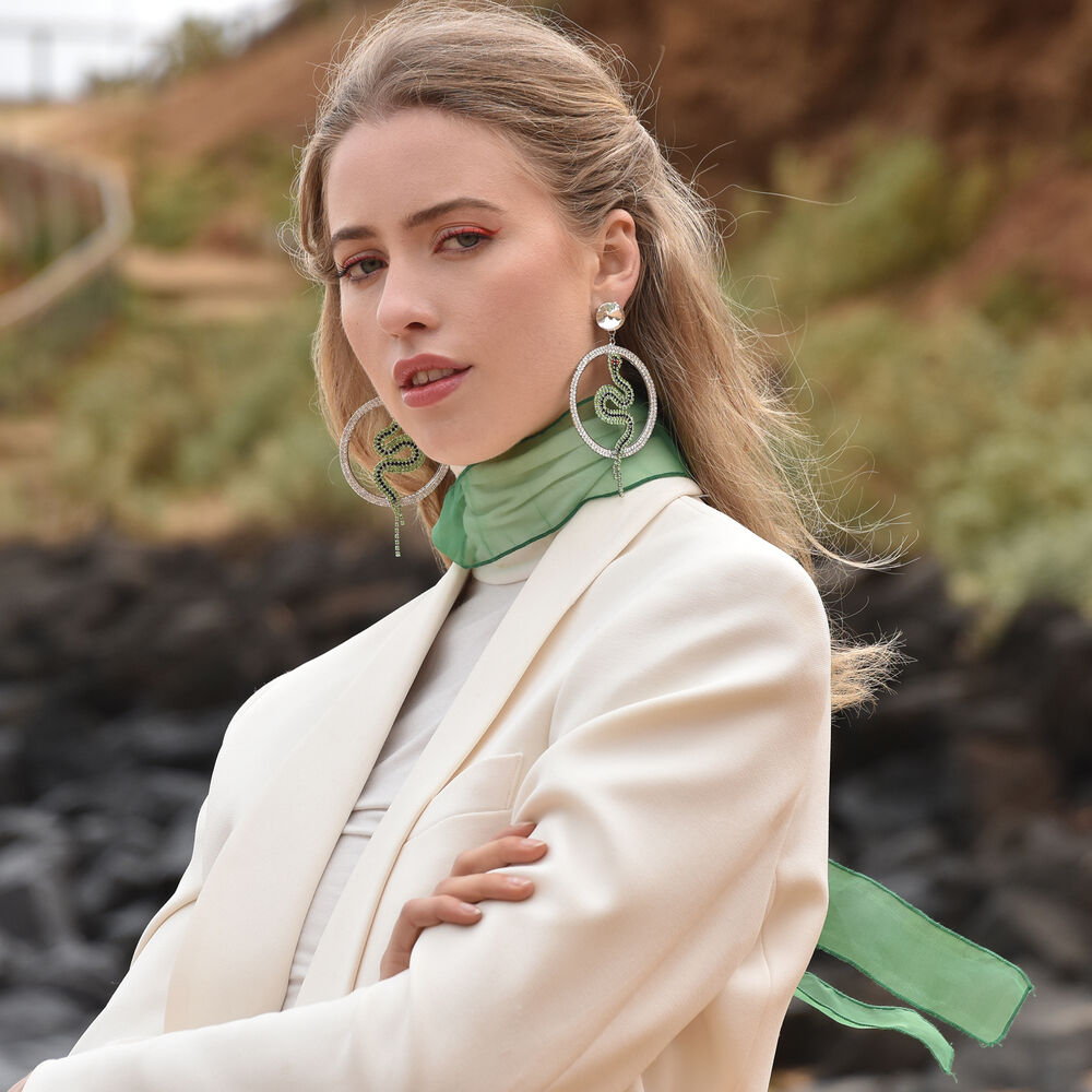 Culturesse Livi Wild Heart Snake Earrings