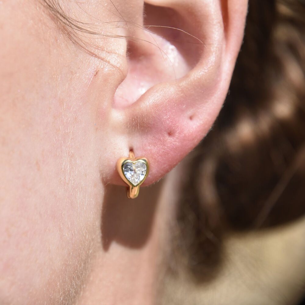 Culturesse Delja Dainty Zircon Heart Huggie Earrings (Gold)