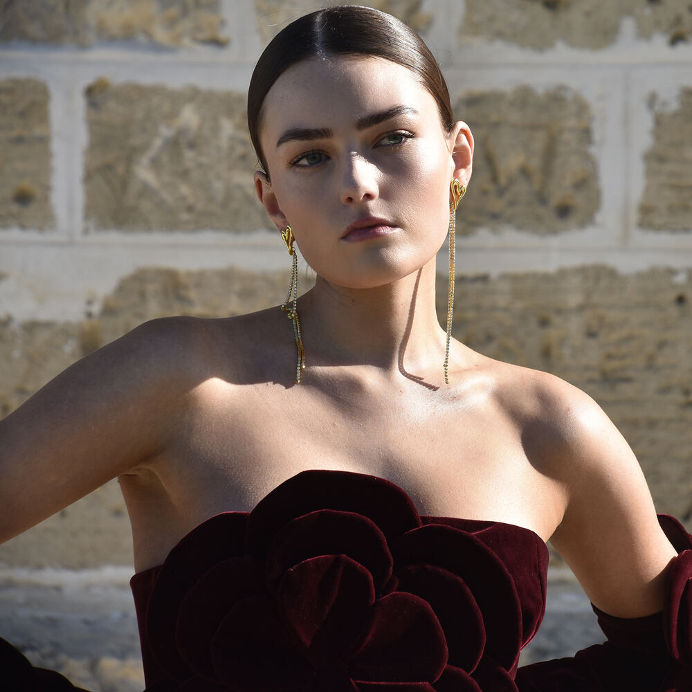 Culturesse Lucian Gold Heart String Earrings