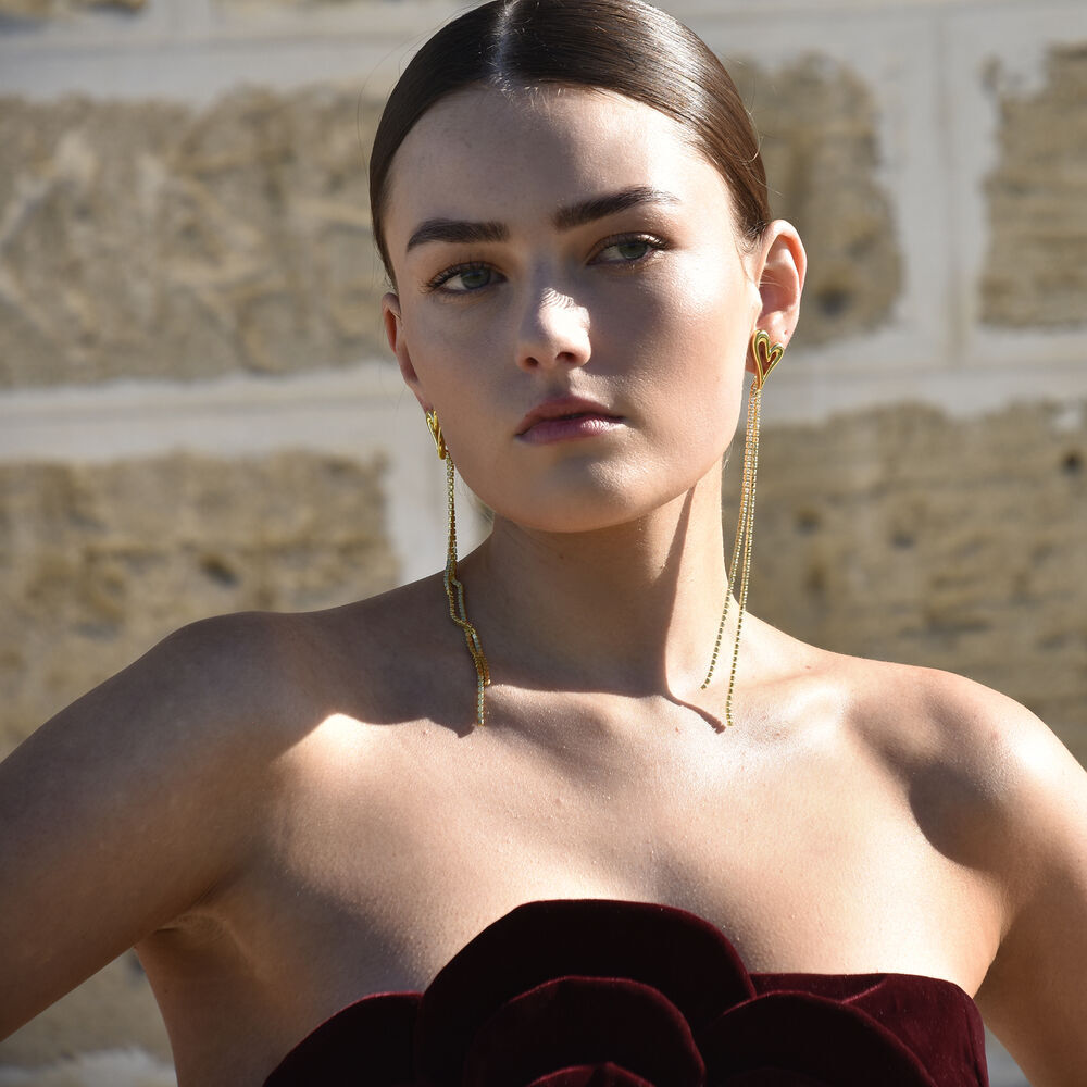 Culturesse Lucian Gold Heart String Earrings