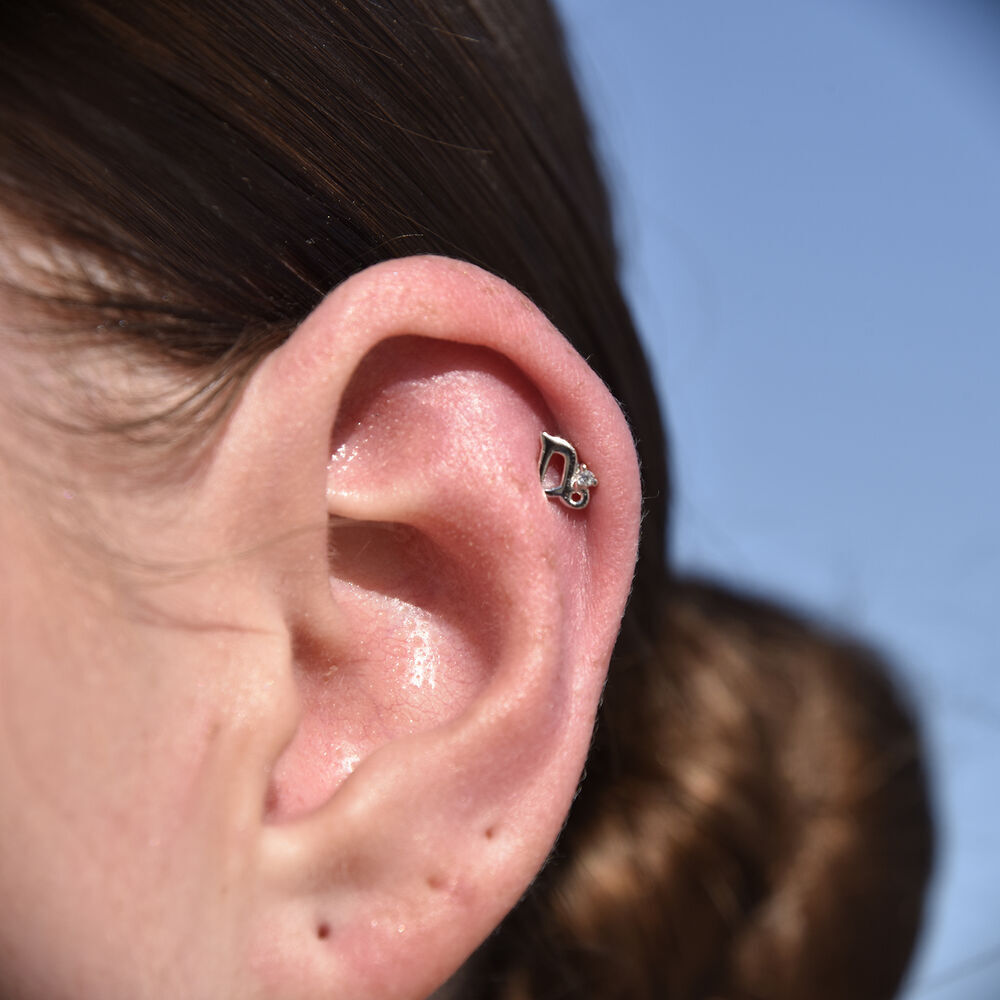 Culturesse Capricorn Helix Screw Back Earring (Silver Single Piece)