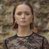 Culturesse Lowen Chunky C Hoop Earrings (Gold)