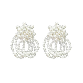 Culturesse Vivienne Runway Pearl Splendid Earrings