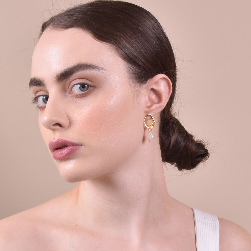 Culturesse Zuri Gold Vermeil Pearl Drop Earrings