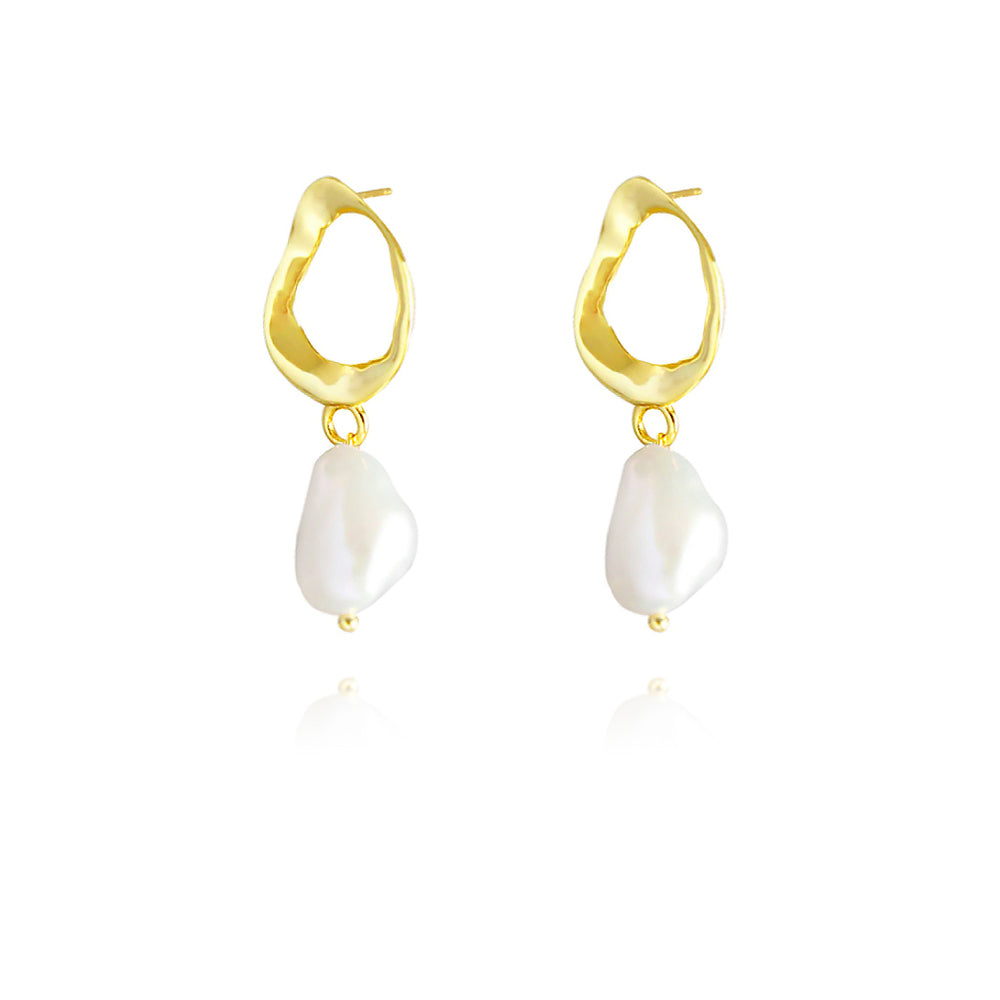 Culturesse Zuri Gold Vermeil Pearl Drop Earrings