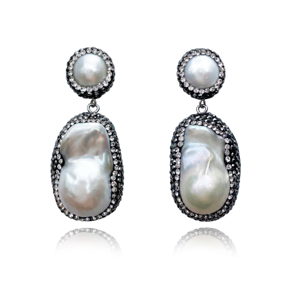 Culturesse Desdemona Jewel Embellished Baroque Pearl Earrings