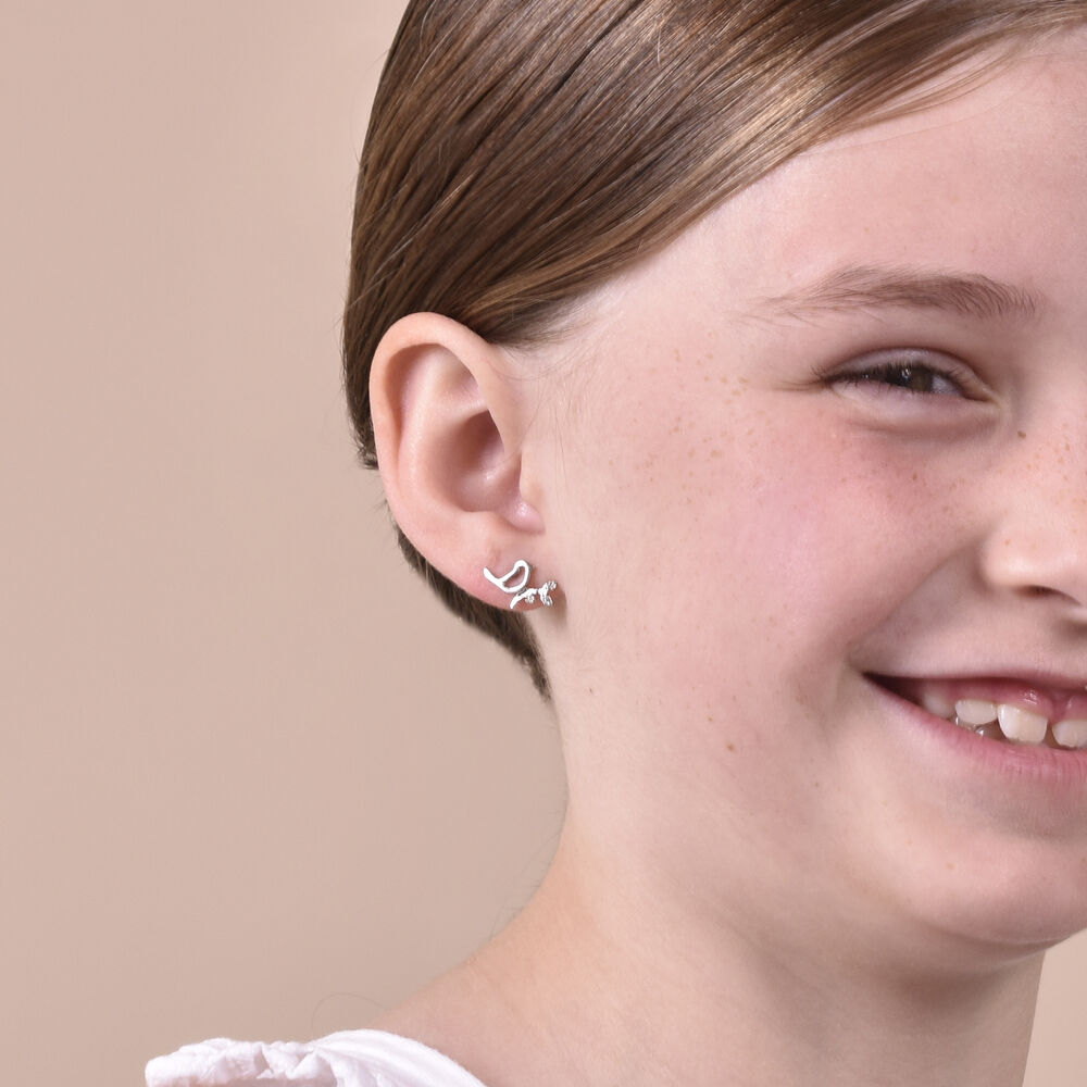 Culturesse Little Birdy Dainty Stud Earrings