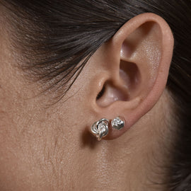Culturesse Esti Artsy Knot Earrings (Silver)