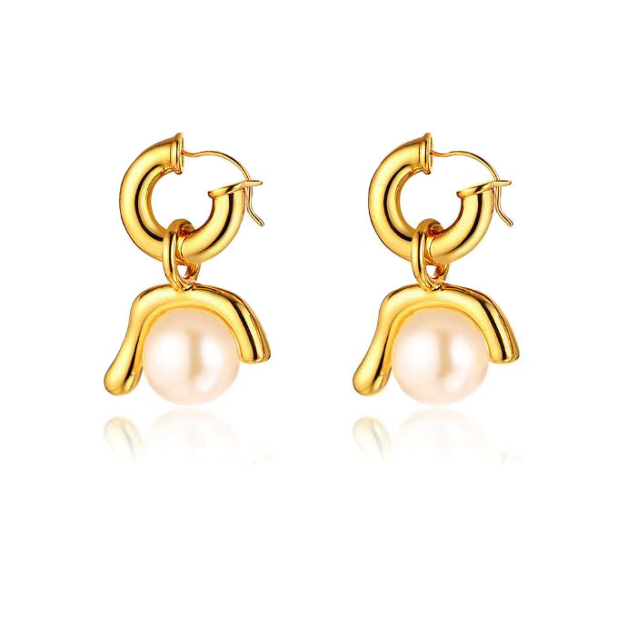 Culturesse Darlene Contemporary Pearl Art Earrings