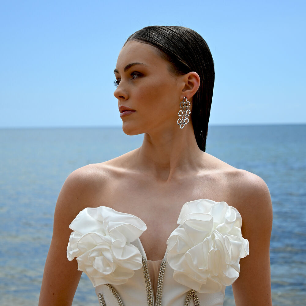 Culturesse Lenore Sculptured Loop Mesh Earrings (Silver)