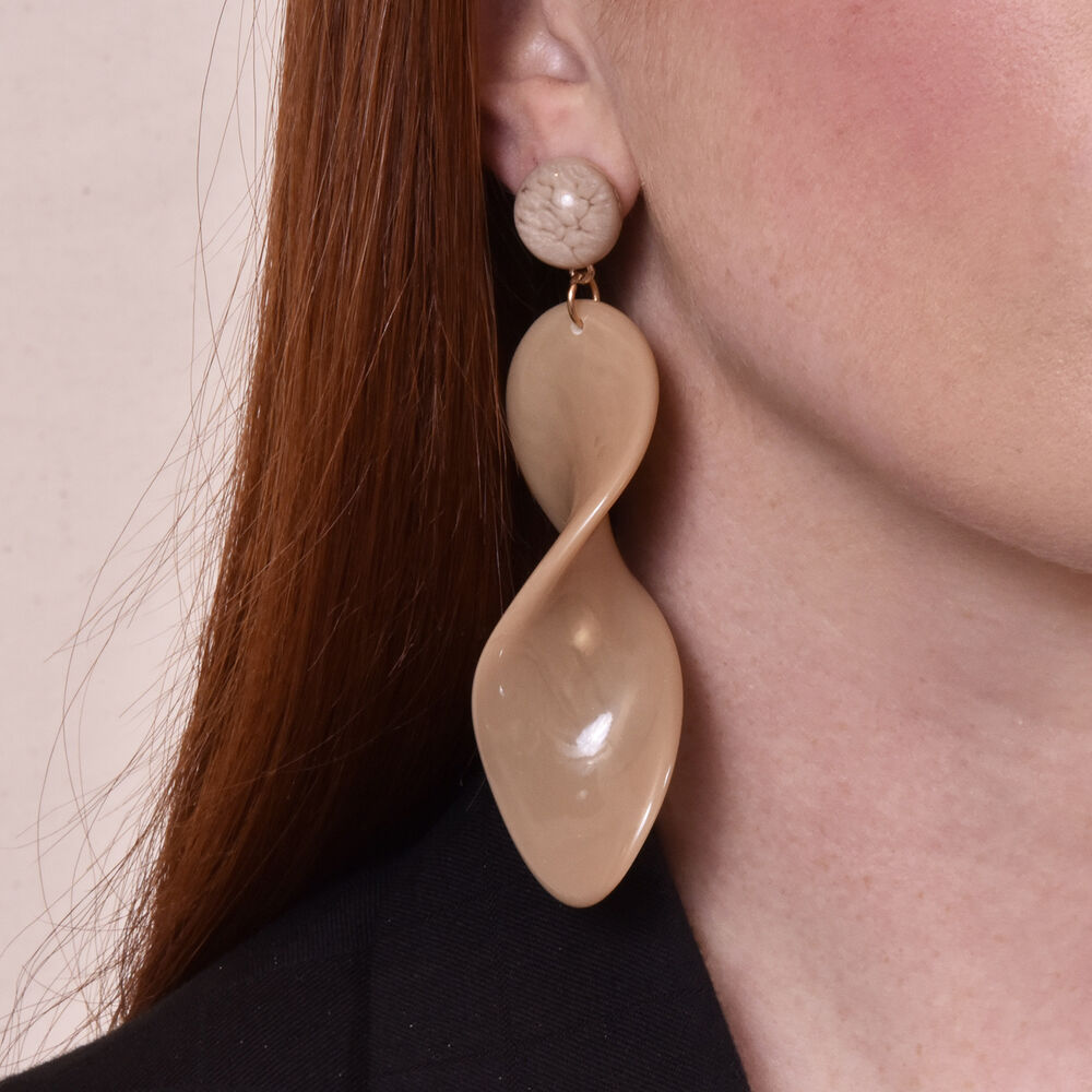 Culturesse Trinette Modern Twist Earrings