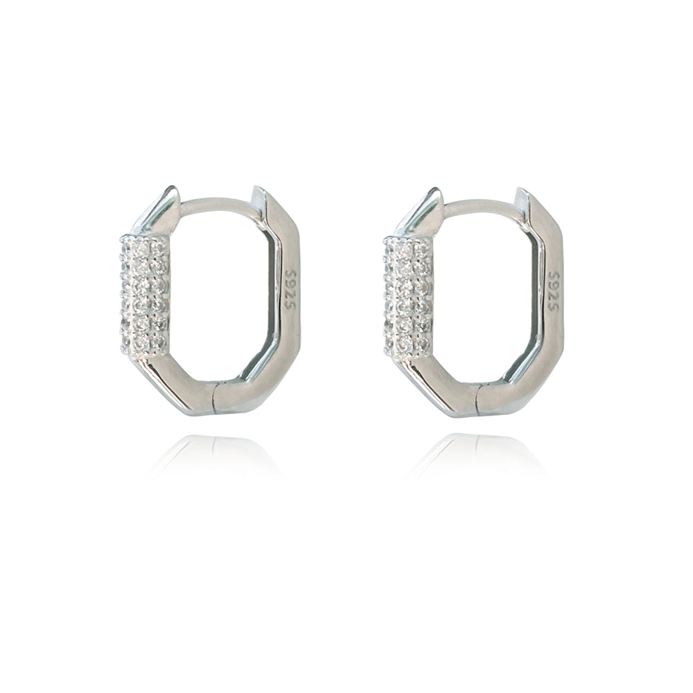 Culturesse Octavia CZ Inlaid Dainty Huggie Earrings (Silver)