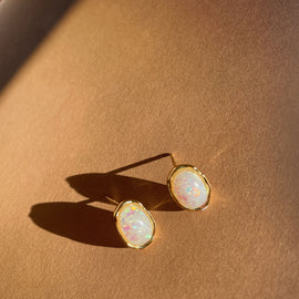 Culturesse Alyn Artisan Opal Stud Earrings (Gold)