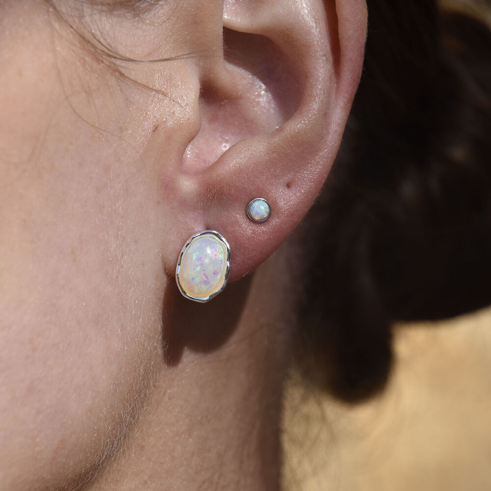 Culturesse Alyn Artisan Opal Stud Earrings (Silver)