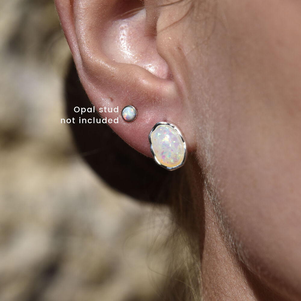 Culturesse Alyn Artisan Opal Stud Earrings (Silver)