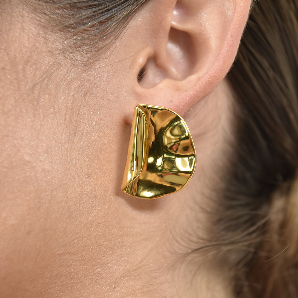 Culturesse Wilde 24K Artisan Sculptural Fold Earrings