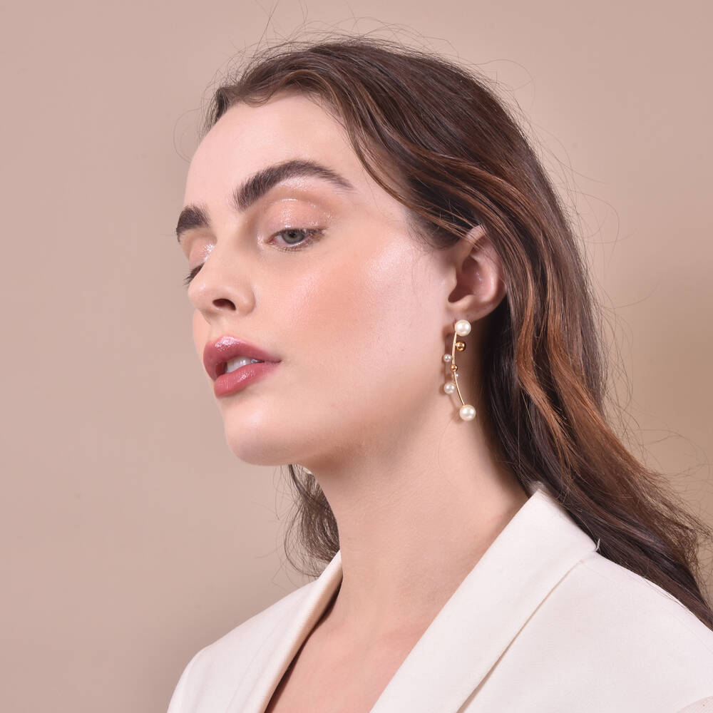 Culturesse Ines Vintage Pearl Climber Earrings