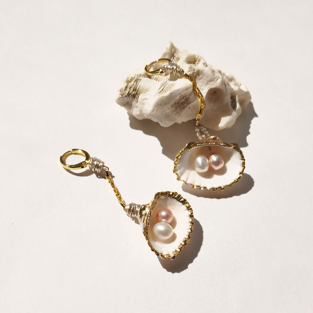 Culturesse Arielle Shell Treasure Earrings