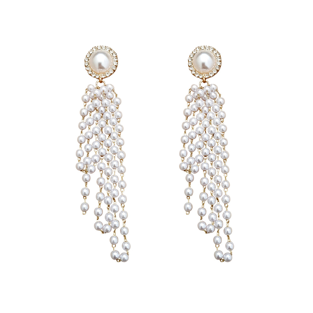 Culturesse Gwen Vintage Pearly Tassel Earrings