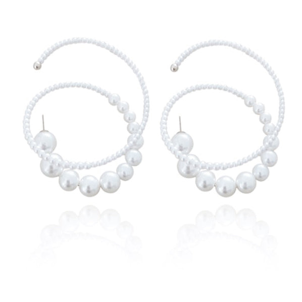 Culturesse Eira Pearl Swirl Hoop Earrings