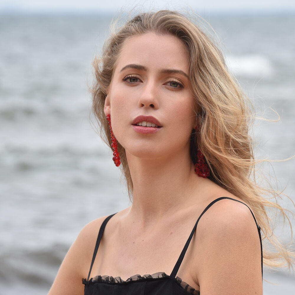 Culturesse Arabella Rouge Beaded Earrings
