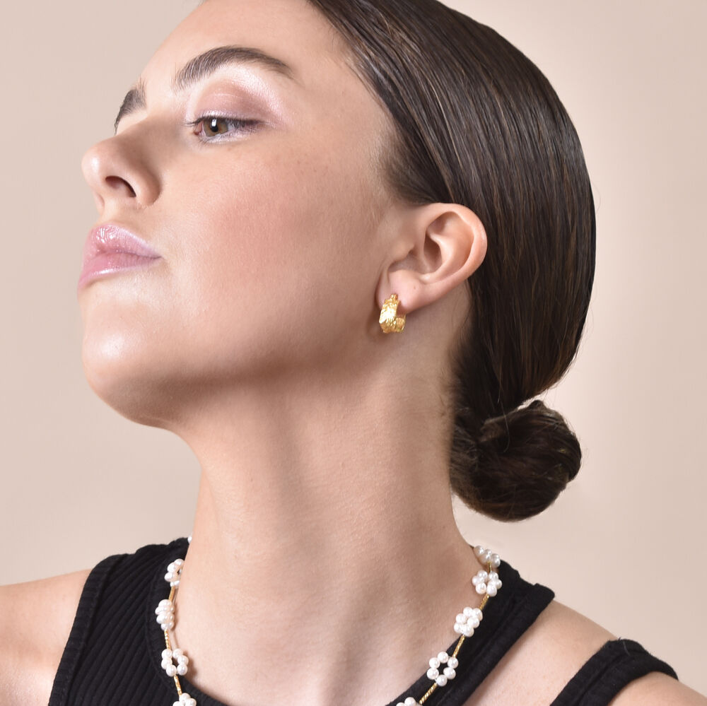 Culturesse Olli Textured Sculpture Huggie Earrings (Gold Vermeil)
