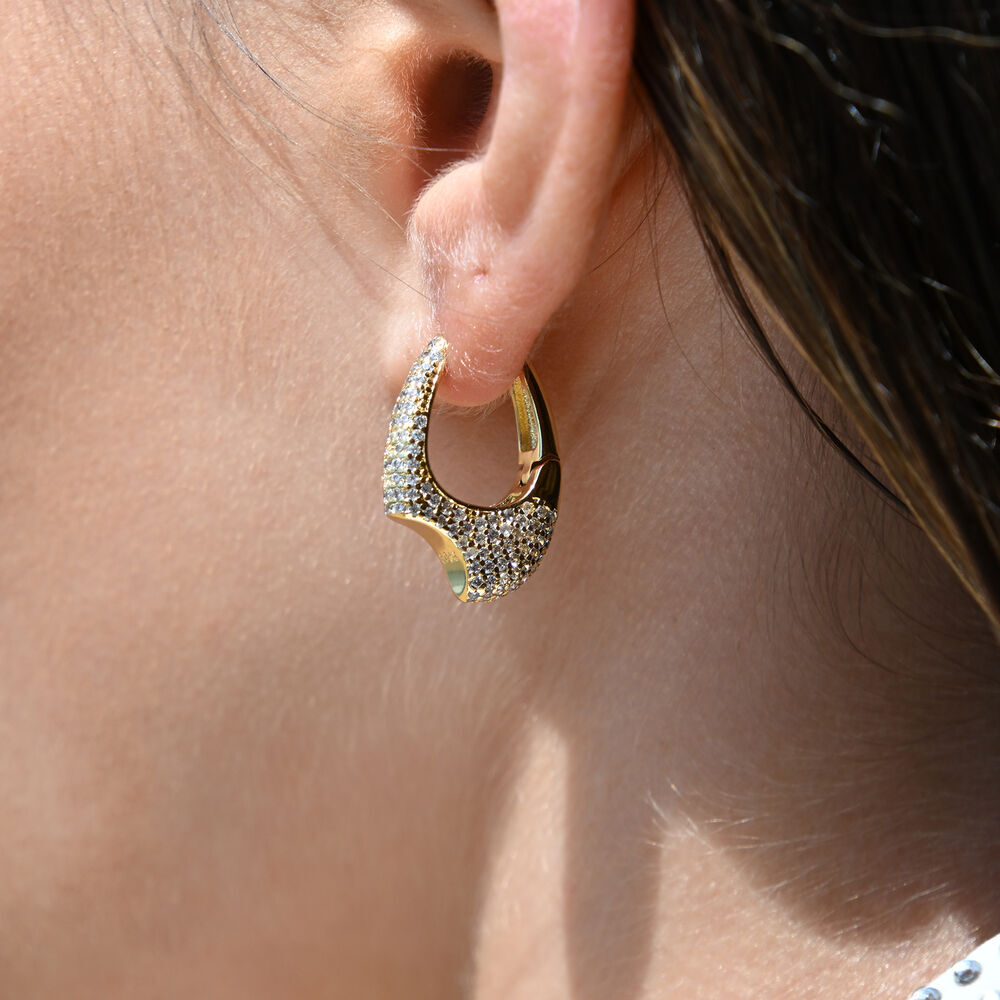 Culturesse Marlowe Artisan Shard-Edge Diamante Huggie Earrings (Gold)