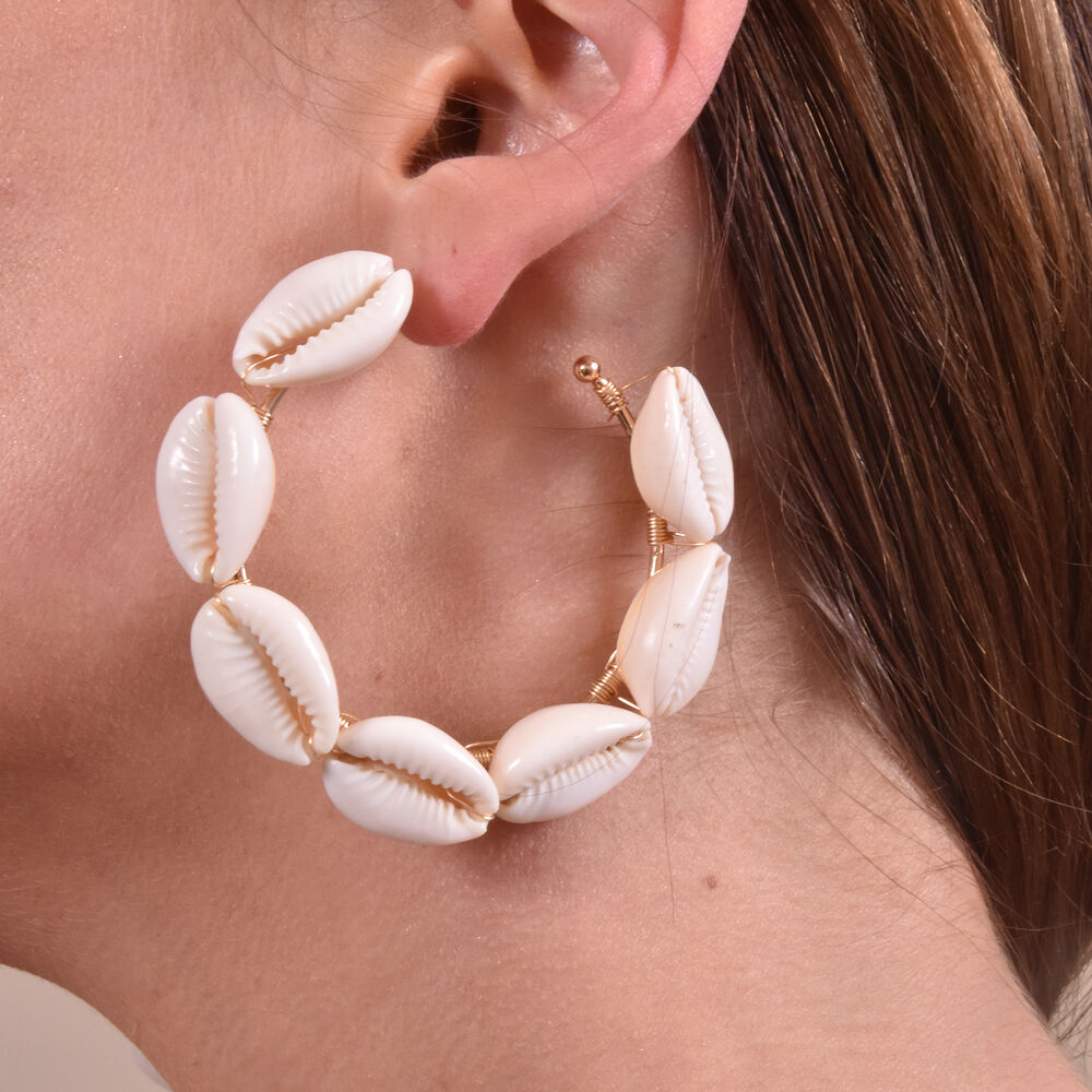 Culturesse Evie Shell Hoop Earrings