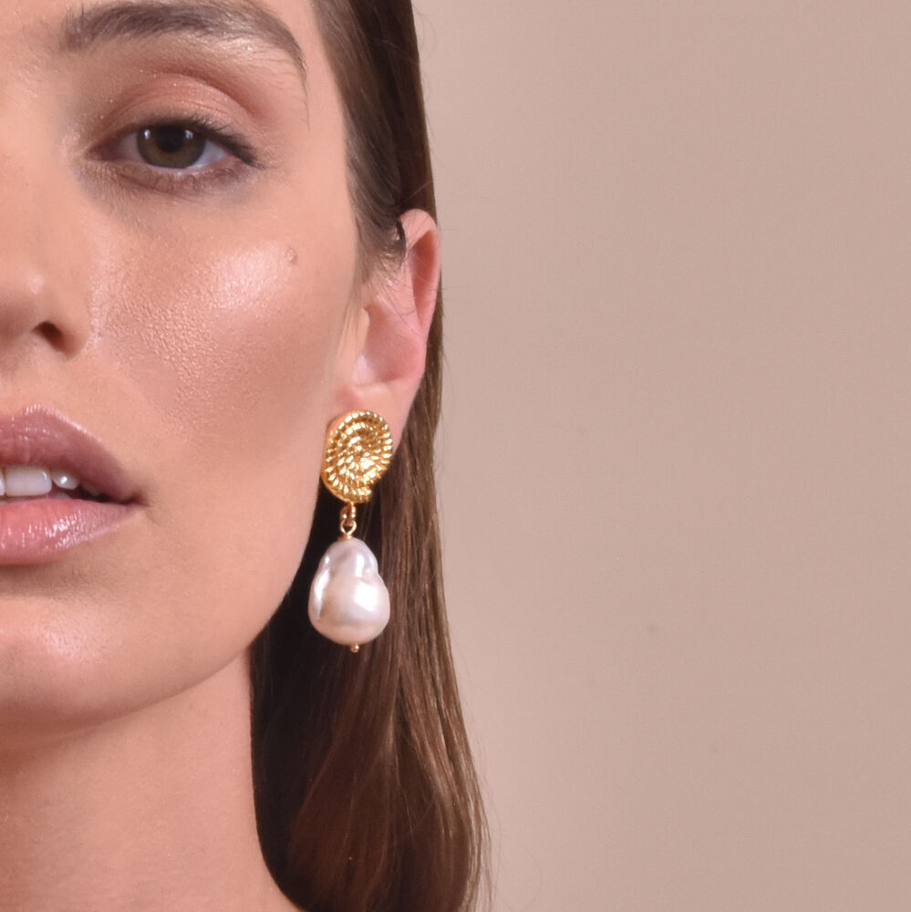 Culturesse Aurelia 24K Baroque Pearl Drop Earrings (Imperfect No.4)