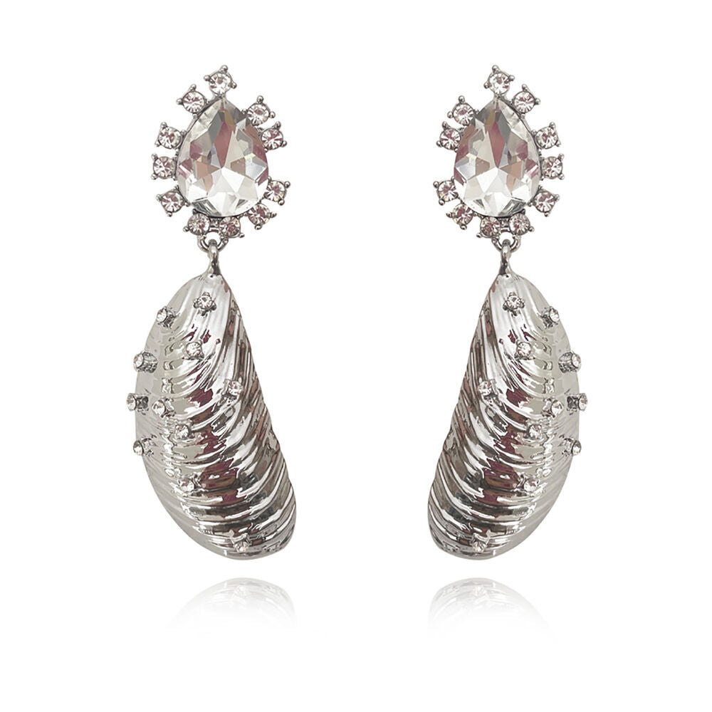 Culturesse Reva Shell Sparkle Earrings