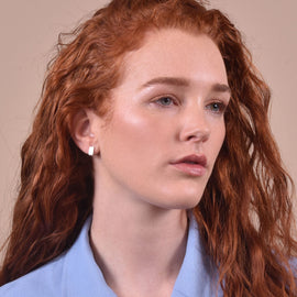 Culturesse Amede Bright Silver Huggie Earrings